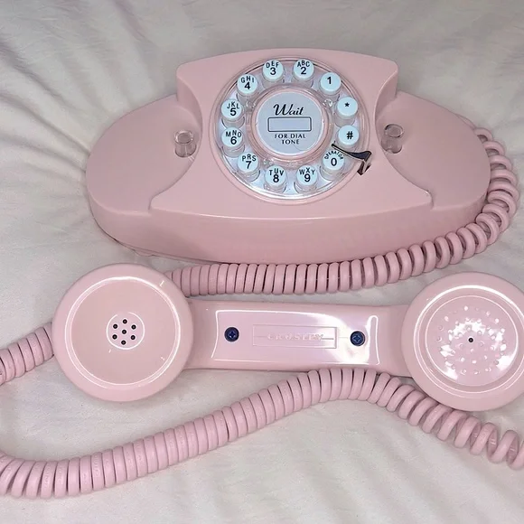 Pink Princess Push Button Phone - Picture 7 of 8